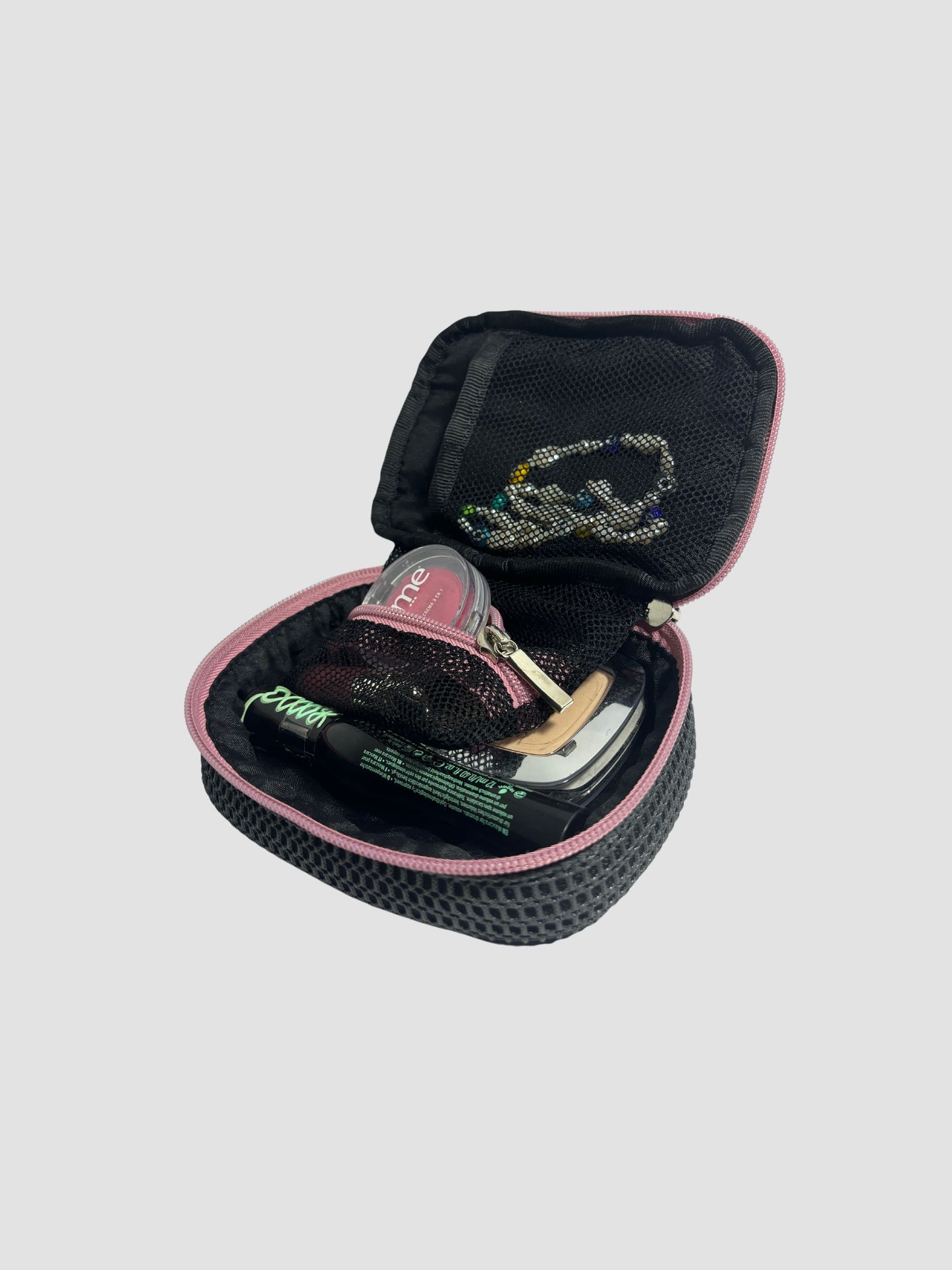 Estuche multiusos es práctico y siempre útil - Negro
