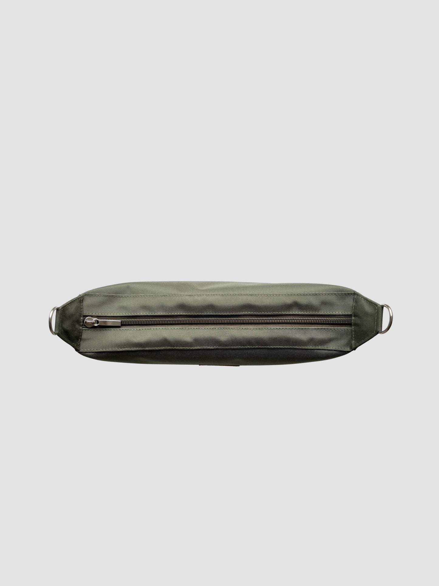Bolso media luna el que le da forma a tu estilo - Negro