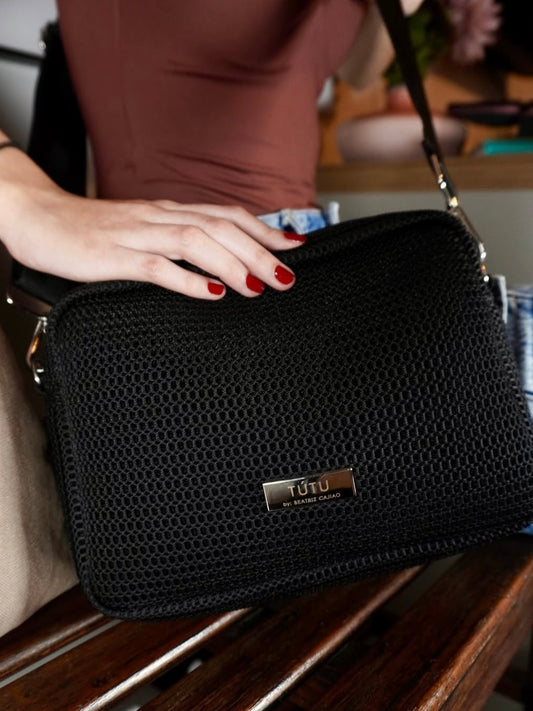 Manos libres ferrari es una versión más ligera y elegante de un infaltable - Negro