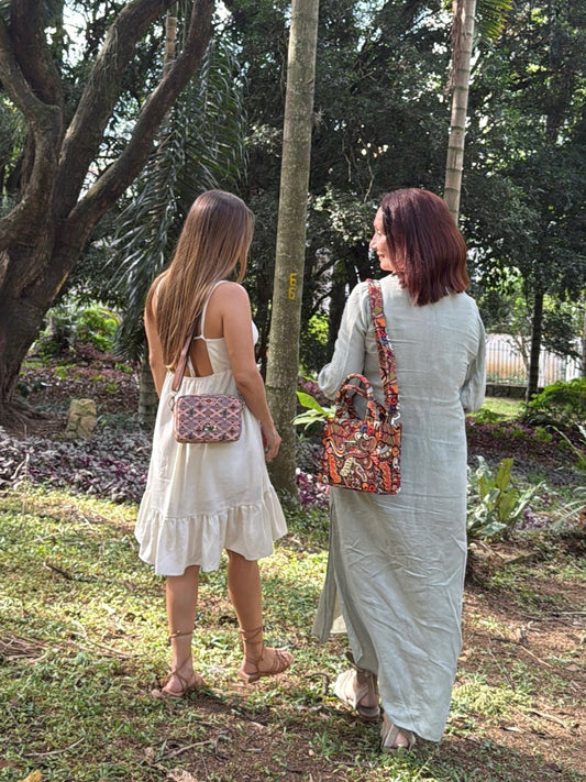 Tote pequeño gobelino con personalidad - Fuego