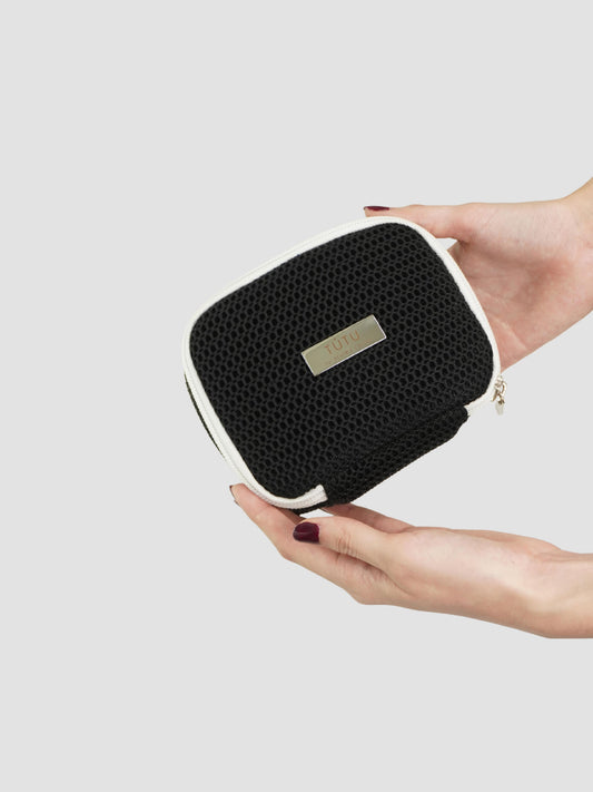 Estuche multiusos es práctico y siempre útil - Negro