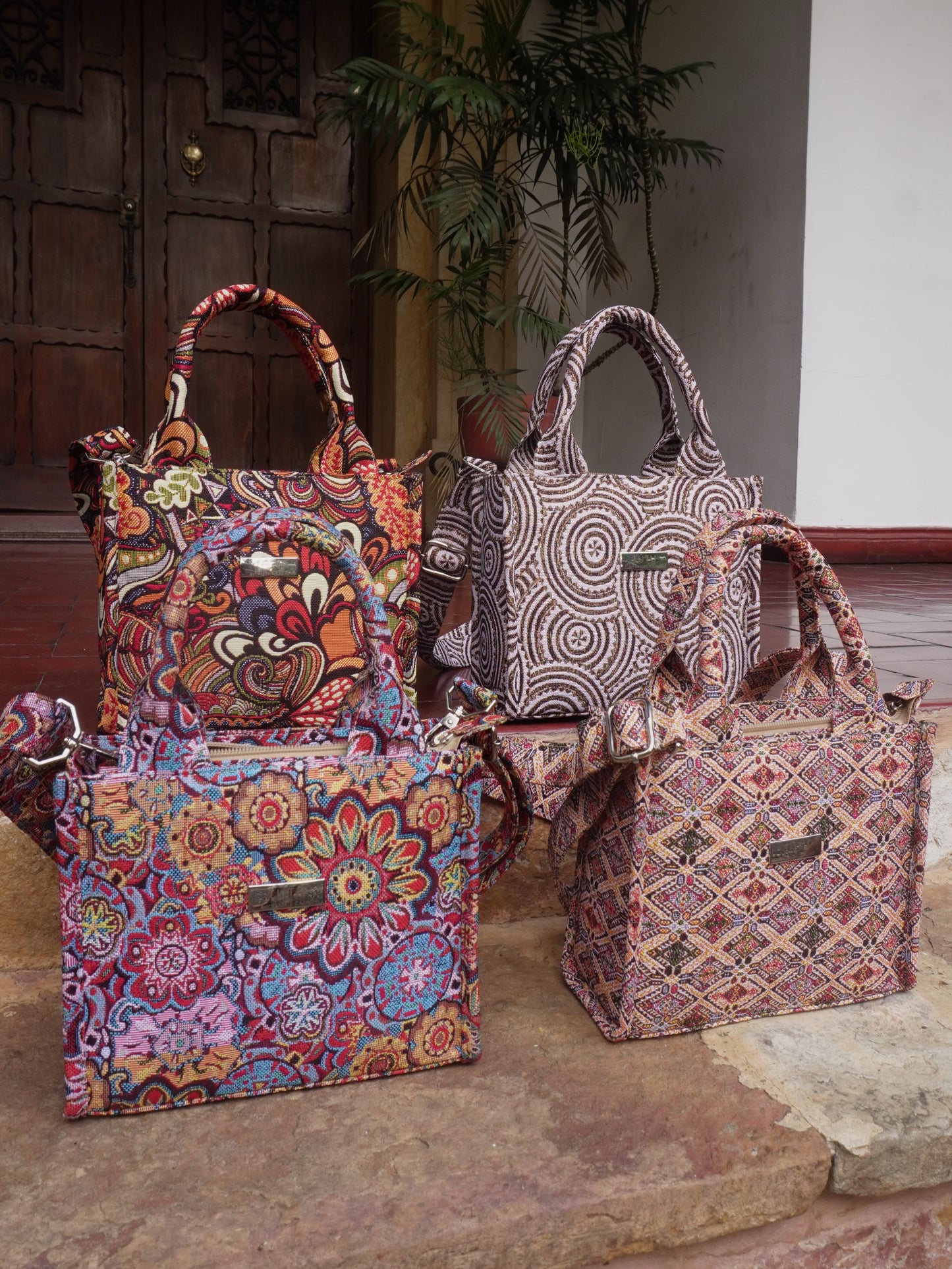 Tote pequeño gobelino con personalidad - Mándalas